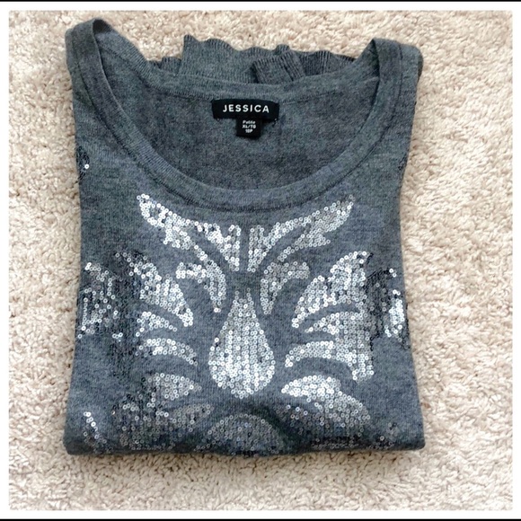 ❤️Beautiful Sequin Embellished Sweater Rayon Mix❤️ - Picture 3 of 7